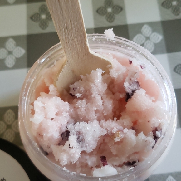 Rose Sugar Scrub - Picture 5 of 5